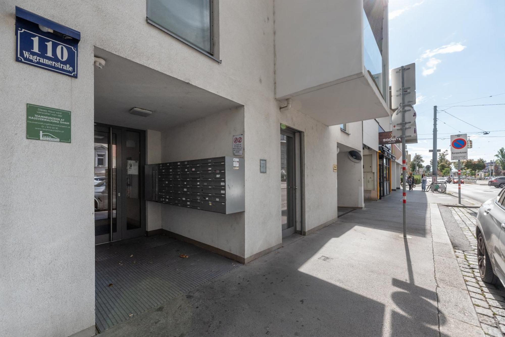 Apartment Mit Traumhafter Dachterrasse & Weitblick Wien Exteriör bild