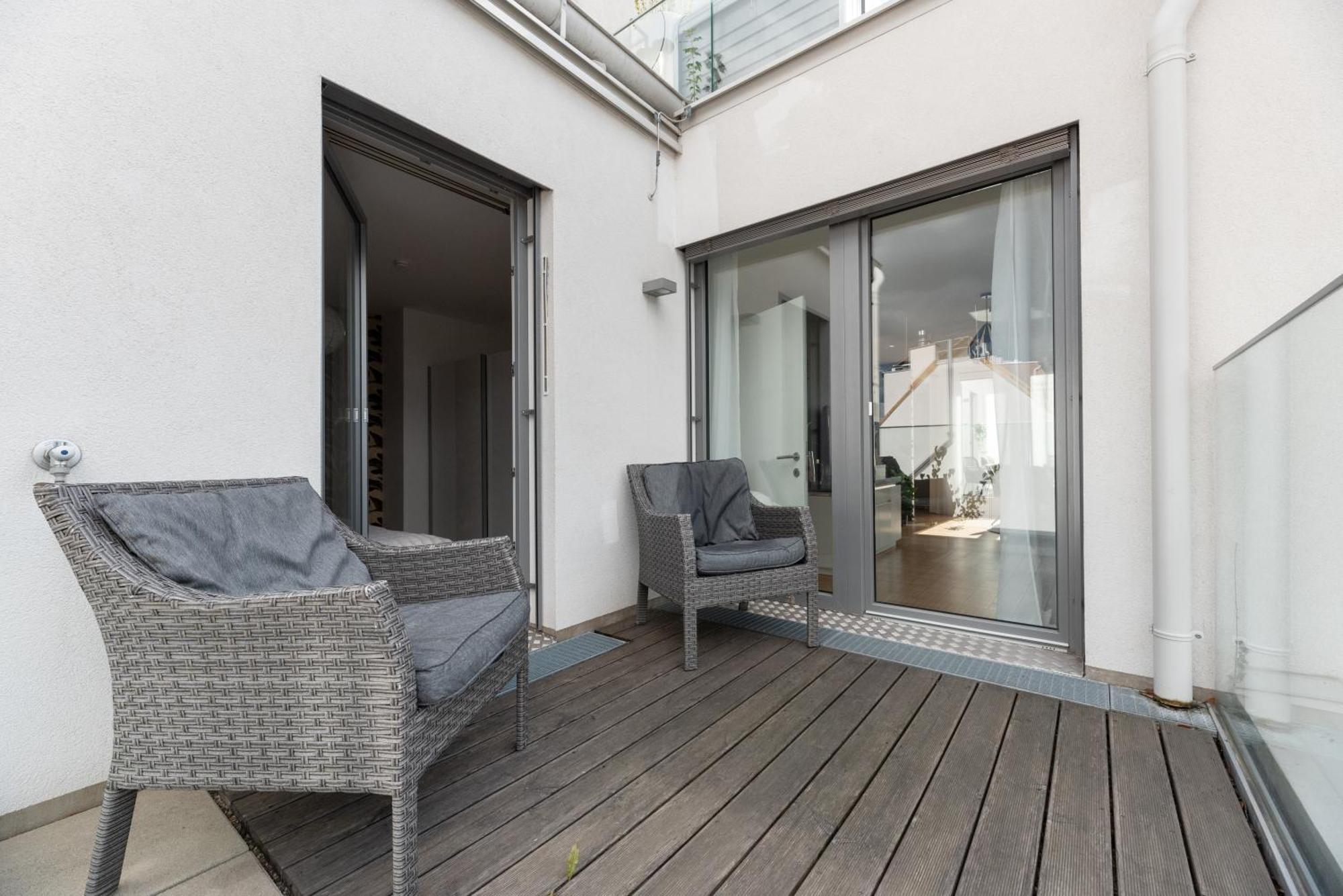 Apartment Mit Traumhafter Dachterrasse & Weitblick Wien Exteriör bild